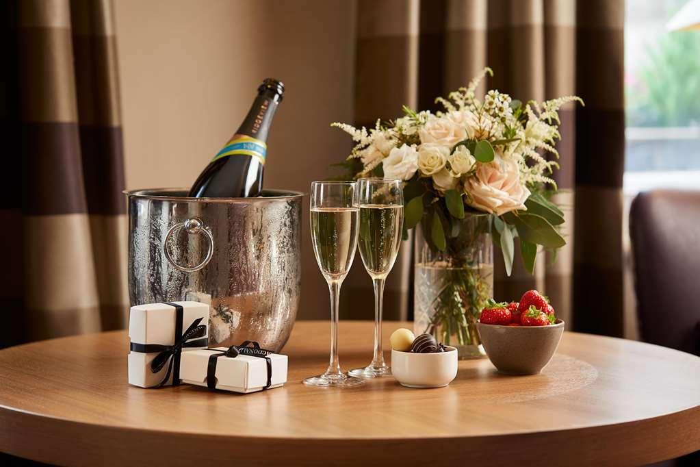 Macdonald Inchyra Hotel & Spa Polmont Zimmer foto